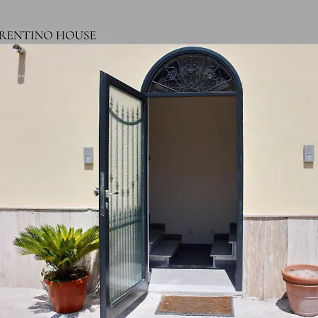 Apartamento Free Parking - Fiorentino House Nápoles